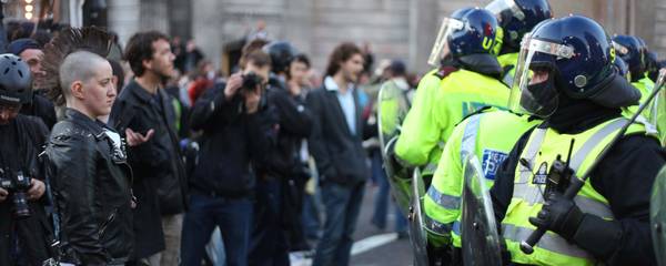 Wer braucht eigentlich die Polizei?